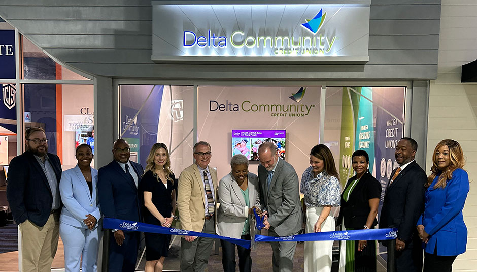 Delta Community Junior Achievement storefront ribbon cutting